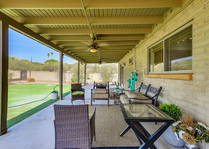 Holiday home Game Room, Playset! Family-friendly Getaway Tucson